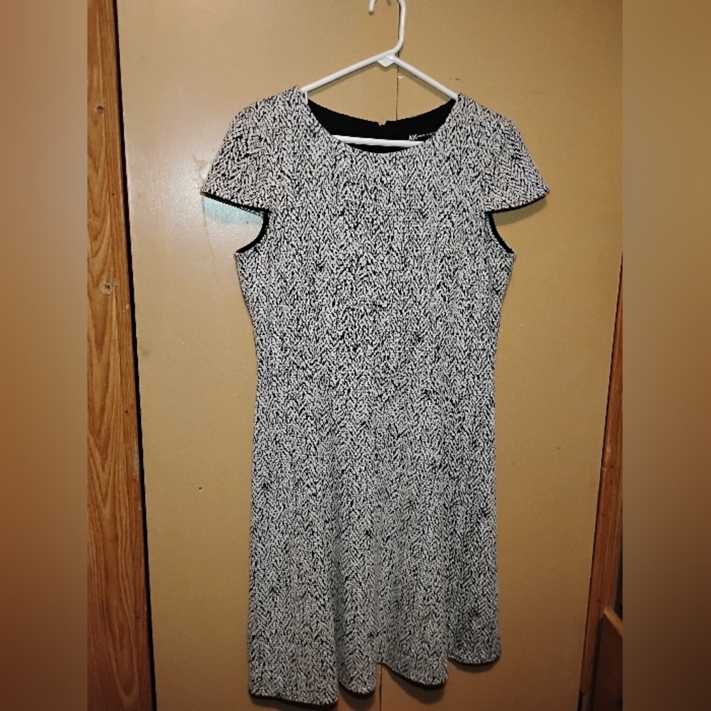 Anne Klein Black and Gray Dress
